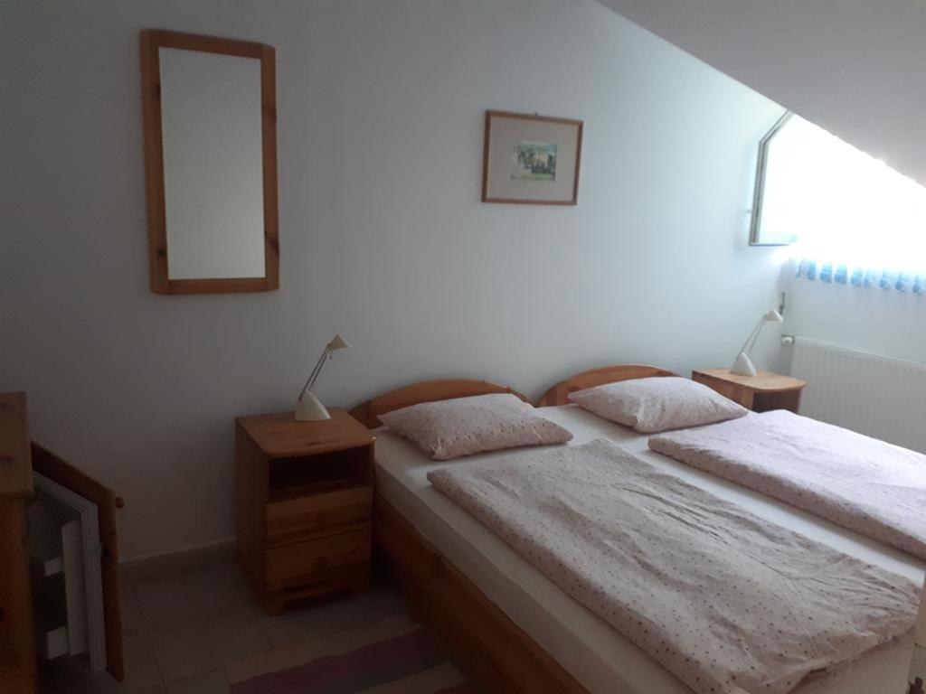 Borkuti Panzio Es Apartman Balatonszemes Luaran gambar