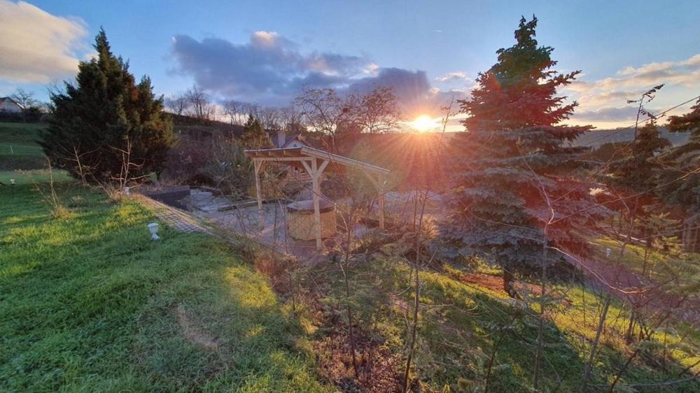 Borkuti Panzio Es Apartman Balatonszemes Luaran gambar